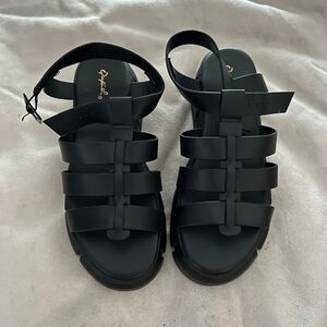 Qupid Black Strappy Sandals